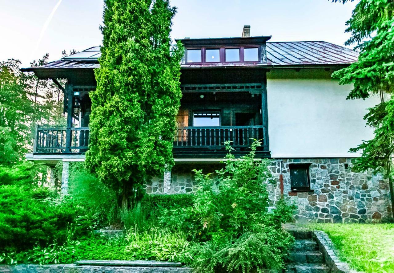 Lesniczowka Wiezyca I Domki Szymbark  Exterior foto